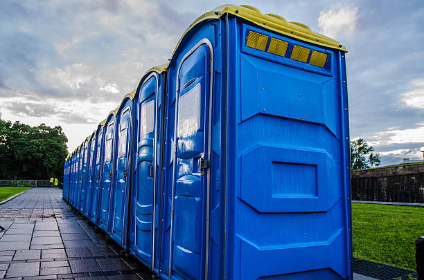 Best Portable restroom trailer rental  in Braddock, VA